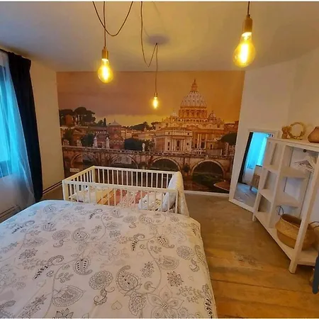 Apartment Old Design Duplex *